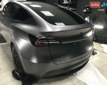 Белый Тесла Model Y, объемом двигателя 0 л и пробегом 69 тыс. км за 25900 $, фото 5 на Automoto.ua