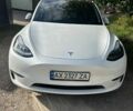 Белый Тесла Model Y, объемом двигателя 0 л и пробегом 83 тыс. км за 25500 $, фото 53 на Automoto.ua