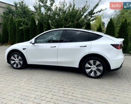 Белый Тесла Model Y, объемом двигателя 0 л и пробегом 40 тыс. км за 28600 $, фото 55 на Automoto.ua
