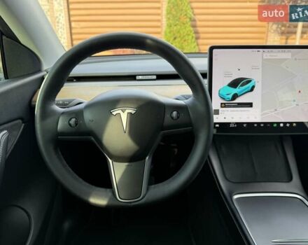 Білий Тесла Model Y, об'ємом двигуна 0 л та пробігом 79 тис. км за 24700 $, фото 74 на Automoto.ua