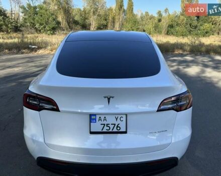Тесла Model Y 2021 в Киеве на Automoto.ua Белый Тесла Model Y, объемом двигателя 0 л и пробегом 73 тыс. км за 29400 $, фото 11 на Automoto.ua