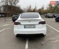 Белый Тесла Model Y, объемом двигателя 0 л и пробегом 68 тыс. км за 24900 $, фото 3 на Automoto.ua