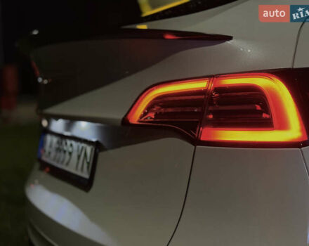 Белый Тесла Model Y, объемом двигателя 0 л и пробегом 58 тыс. км за 26250 $, фото 5 на Automoto.ua