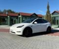Тесла Model Y 2021 в Киеве на Automoto.ua Белый Тесла Model Y, объемом двигателя 0 л и пробегом 51 тыс. км за 27500 $, фото 8 на Automoto.ua
