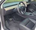 Белый Тесла Model Y, объемом двигателя 0 л и пробегом 60 тыс. км за 27900 $, фото 15 на Automoto.ua