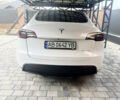 Білий Тесла Model Y, об'ємом двигуна 0 л та пробігом 72 тис. км за 29900 $, фото 4 на Automoto.ua