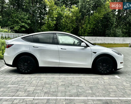 Белый Тесла Model Y, объемом двигателя 0 л и пробегом 62 тыс. км за 22200 $, фото 3 на Automoto.ua