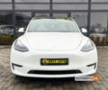 Белый Тесла Model Y, объемом двигателя 82 л и пробегом 43 тыс. км за 33500 $, фото 1 на Automoto.ua
