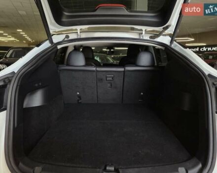 Білий Тесла Model Y, об'ємом двигуна 0 л та пробігом 58 тис. км за 26989 $, фото 11 на Automoto.ua