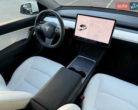 Белый Тесла Model Y, объемом двигателя 0 л и пробегом 36 тыс. км за 30500 $, фото 15 на Automoto.ua