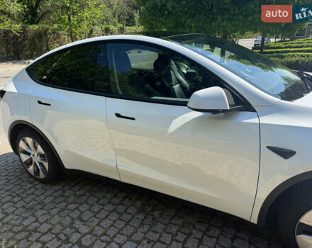 Белый Тесла Model Y, объемом двигателя 0 л и пробегом 72 тыс. км за 25200 $, фото 4 на Automoto.ua