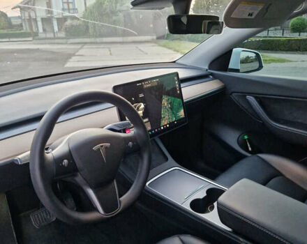 Белый Тесла Model Y, объемом двигателя 0 л и пробегом 105 тыс. км за 19700 $, фото 7 на Automoto.ua