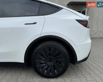 Белый Тесла Model Y, объемом двигателя 0 л и пробегом 144 тыс. км за 21000 $, фото 13 на Automoto.ua
