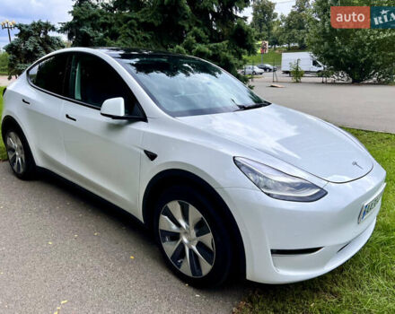 Белый Тесла Model Y, объемом двигателя 0 л и пробегом 5 тыс. км за 40500 $, фото 2 на Automoto.ua