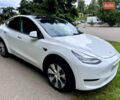 Белый Тесла Model Y, объемом двигателя 0 л и пробегом 5 тыс. км за 40500 $, фото 2 на Automoto.ua