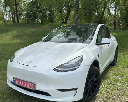 Белый Тесла Model Y, объемом двигателя 0 л и пробегом 75 тыс. км за 26000 $, фото 8 на Automoto.ua