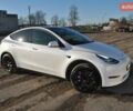 Белый Тесла Model Y, объемом двигателя 0 л и пробегом 56 тыс. км за 19850 $, фото 17 на Automoto.ua