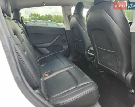 Белый Тесла Model Y, объемом двигателя 0 л и пробегом 105 тыс. км за 9600 $, фото 9 на Automoto.ua