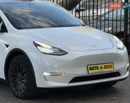 Тесла Model Y 2021 в Николаеве на Automoto.ua Белый Тесла Model Y, объемом двигателя 0 л и пробегом 80 тыс. км за 24999 $, фото 13 на Automoto.ua
