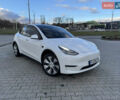 Білий Тесла Model Y, об'ємом двигуна 0 л та пробігом 83 тис. км за 24500 $, фото 1 на Automoto.ua