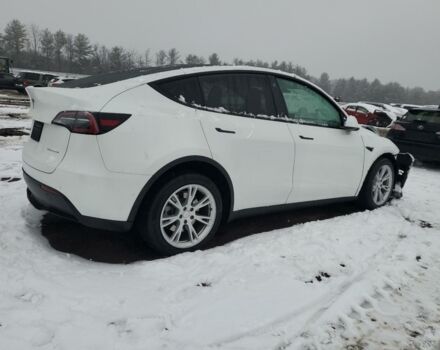 Белый Тесла Model Y, объемом двигателя 0 л и пробегом 53 тыс. км за 13800 $, фото 5 на Automoto.ua