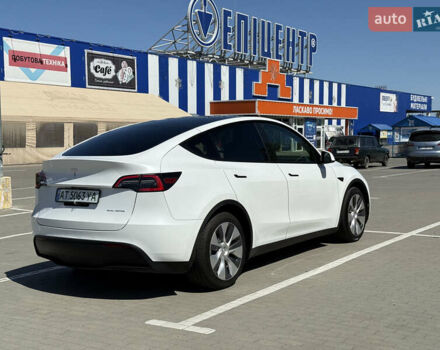 Белый Тесла Model Y, объемом двигателя 0 л и пробегом 110 тыс. км за 27750 $, фото 14 на Automoto.ua