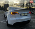 Белый Тесла Model Y, объемом двигателя 0 л и пробегом 55 тыс. км за 25450 $, фото 6 на Automoto.ua