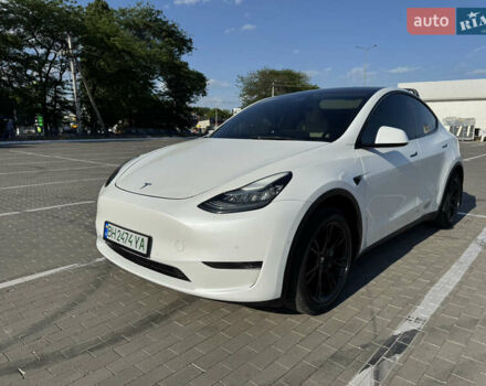 Белый Тесла Model Y, объемом двигателя 0 л и пробегом 155 тыс. км за 20777 $, фото 4 на Automoto.ua
