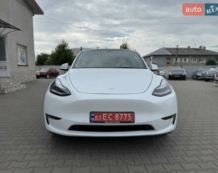 Белый Тесла Model Y, объемом двигателя 0 л и пробегом 144 тыс. км за 21000 $, фото 1 на Automoto.ua