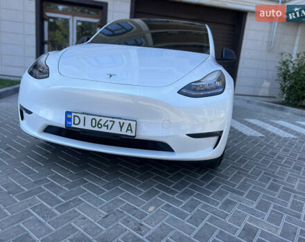Белый Тесла Model Y, объемом двигателя 0 л и пробегом 101 тыс. км за 18800 $, фото 3 на Automoto.ua