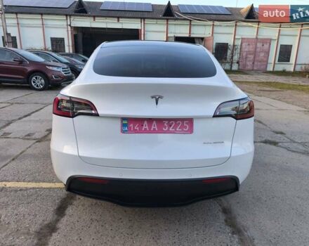 Білий Тесла Model Y, об'ємом двигуна 0 л та пробігом 86 тис. км за 25300 $, фото 6 на Automoto.ua