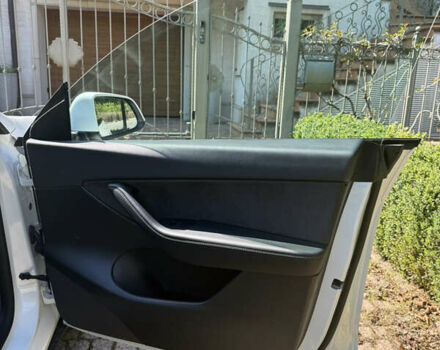 Белый Тесла Model Y, объемом двигателя 0 л и пробегом 72 тыс. км за 25200 $, фото 8 на Automoto.ua