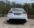 Белый Тесла Model Y, объемом двигателя 0 л и пробегом 14 тыс. км за 29900 $, фото 29 на Automoto.ua