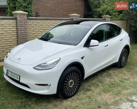 Білий Тесла Model Y, об'ємом двигуна 0 л та пробігом 54 тис. км за 23900 $, фото 23 на Automoto.ua