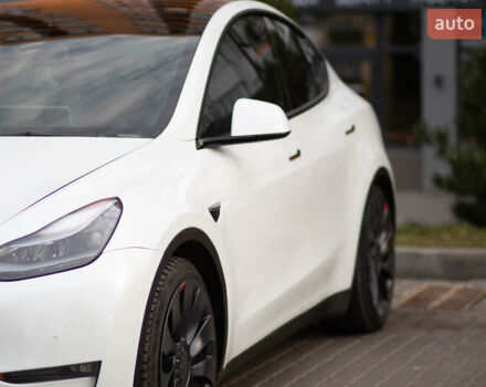 Белый Тесла Model Y, объемом двигателя 0 л и пробегом 55 тыс. км за 33000 $, фото 14 на Automoto.ua