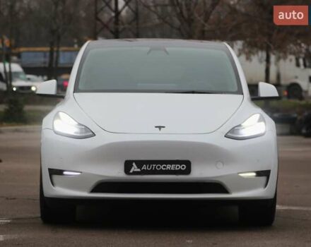 Белый Тесла Model Y, объемом двигателя 0 л и пробегом 121 тыс. км за 21900 $, фото 1 на Automoto.ua