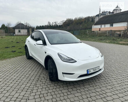 Белый Тесла Model Y, объемом двигателя 0 л и пробегом 60 тыс. км за 31500 $, фото 5 на Automoto.ua