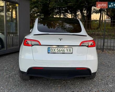 Белый Тесла Model Y, объемом двигателя 0 л и пробегом 156 тыс. км за 22500 $, фото 6 на Automoto.ua