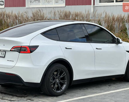 Тесла Model Y 2021 в Луцке на Automoto.ua Белый Тесла Model Y, объемом двигателя 0 л и пробегом 69 тыс. км за 22400 $, фото 7 на Automoto.ua