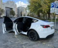 Белый Тесла Model Y, объемом двигателя 0 л и пробегом 32 тыс. км за 33000 $, фото 11 на Automoto.ua