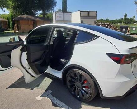 Белый Тесла Model Y, объемом двигателя 0 л и пробегом 62 тыс. км за 30700 $, фото 17 на Automoto.ua