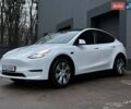 Белый Тесла Model Y, объемом двигателя 0 л и пробегом 33 тыс. км за 35999 $, фото 2 на Automoto.ua