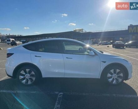 Білий Тесла Model Y, об'ємом двигуна 0 л та пробігом 43 тис. км за 32500 $, фото 7 на Automoto.ua