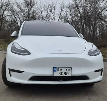 Белый Тесла Model Y, объемом двигателя 0 л и пробегом 27 тыс. км за 29000 $, фото 29 на Automoto.ua