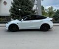 Белый Тесла Model Y, объемом двигателя 0 л и пробегом 90 тыс. км за 27500 $, фото 1 на Automoto.ua