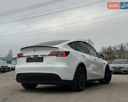 Белый Тесла Model Y, объемом двигателя 0 л и пробегом 25 тыс. км за 29900 $, фото 1 на Automoto.ua