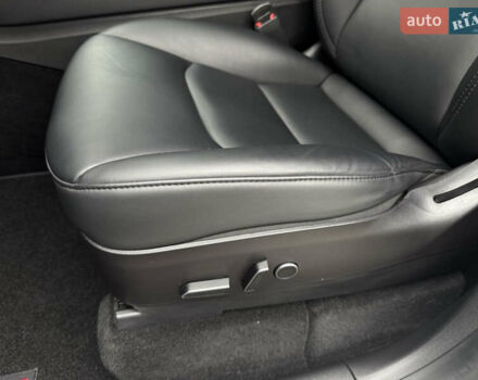 Белый Тесла Model Y, объемом двигателя 0 л и пробегом 74 тыс. км за 25700 $, фото 25 на Automoto.ua