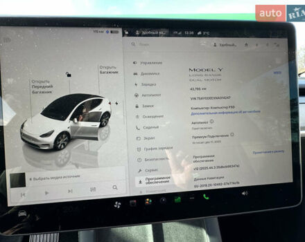 Білий Тесла Model Y, об'ємом двигуна 0 л та пробігом 44 тис. км за 28900 $, фото 10 на Automoto.ua