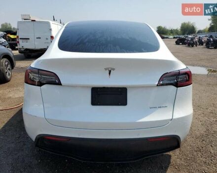 Белый Тесла Model Y, объемом двигателя 0 л и пробегом 37 тыс. км за 11000 $, фото 5 на Automoto.ua