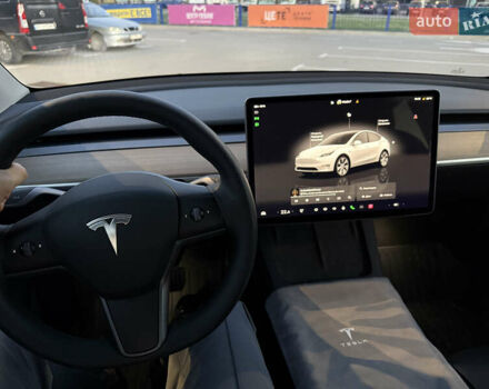 Белый Тесла Model Y, объемом двигателя 0 л и пробегом 81 тыс. км за 25900 $, фото 8 на Automoto.ua
